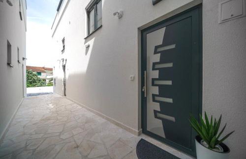 "Golden Sky"Rooftop Pool Villa - Photo 47