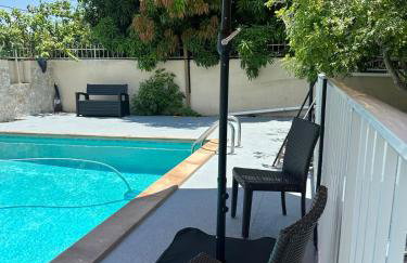 Love Story Pool House, free parking & BBQ - Foto 34