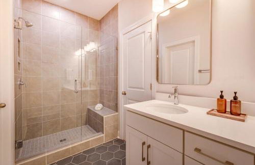 Lake Front 2 King, Bar & Grill Public Dock, Kayaks - Foto 16