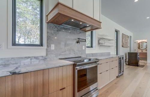 Contemporary Mountain Holiday Home with Hot Tub - Foto 10