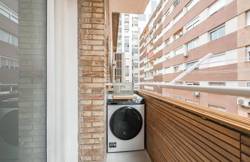 Barcelona Stadium Luxury Apartment - Photo 40