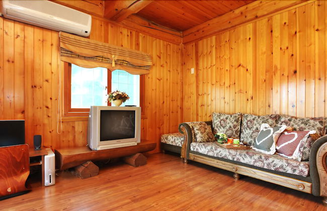 Muju Naos Pension - Photo 24