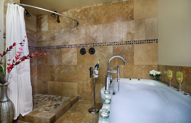 Backyard Playground! Golf Sport Court & Hot Tub! - Foto 16