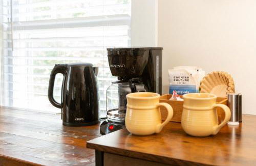 Sunny efficiency in historic home - Foto 30