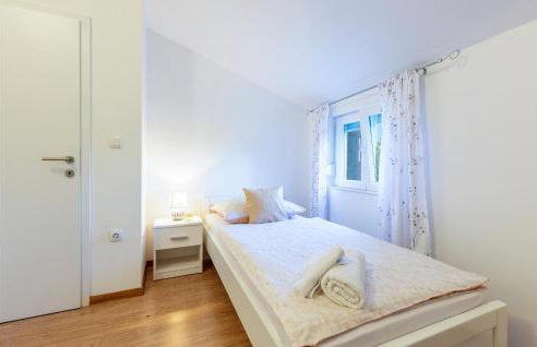 Amazing Home In Turjaci With Wifi - Foto 38