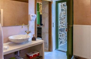 Aggel's House - stone house - private pool - courtyard - countryside views - Foto 24