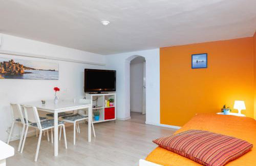 GuestHost - Central apartment Caronda Mezzanine - Foto 7