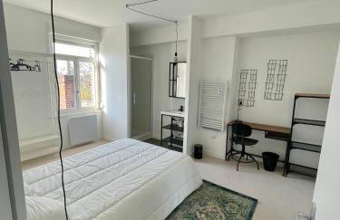 Maison Spacieuse 12pers et 4 SdB - Tout Confort - Parking Gratuit - Foto 5