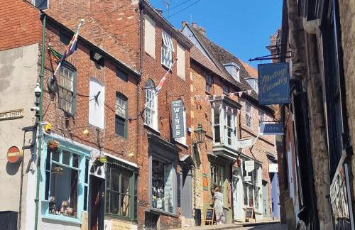 Our House Collective - Luxury Stay in Lincoln City Centre, Hot tub, Sleeps 16 - Foto 56