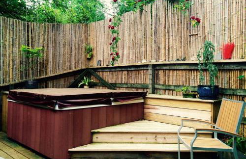 Happy Haven w hottub, Gym, & hammocks in West AVL - Foto 2