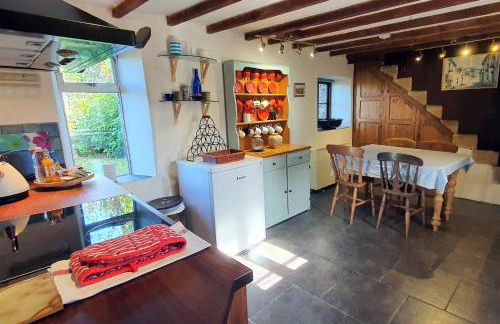 Westdale Cottage, Elton in the Peak District - Photo 6