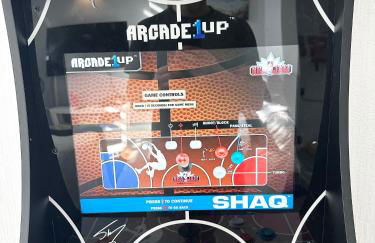 Burlington Mansions - FREE ALLOCATED PARKING - 8 mins walk to the beach - Gym - Pool Table - Brought to you by Coastline Retreats - Photo 5