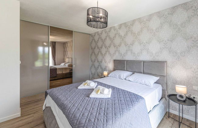 Expansive Retreat With Private Pool & Bbq, Near the Beach - Foto 2