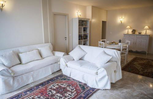 Casa Camilla City - Photo 5