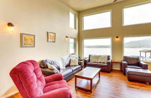 Lake Whatcom House with Private Hot Tub and Dock - Foto 4