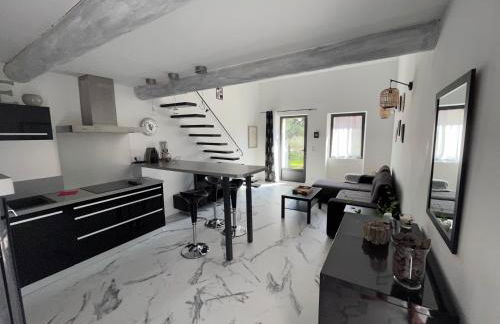 Gîtes dans Mas en pierres - Foto 12