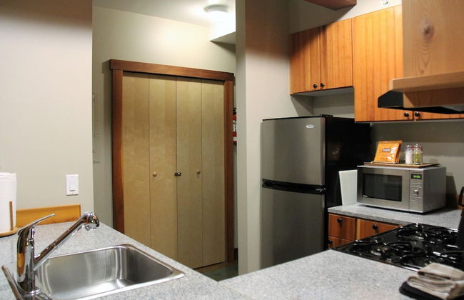 Ocean's Edge - Photo 18