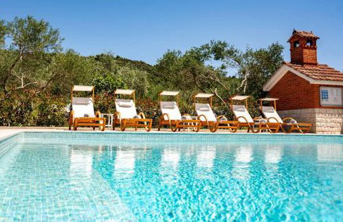 Apartments Foric Rab with Heated Pool, Sauna & Gym - Photo 32