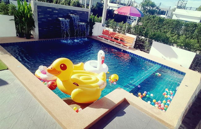 Panbuddee Pool Villa - Photo 11