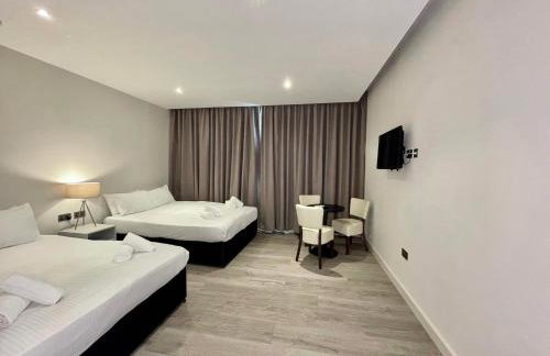 Axiom Park Hotel - Photo 86