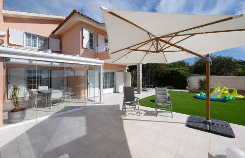 Villa Manuelina - Villa luxuosa com piscina aquecida by DolceStay - Foto 13