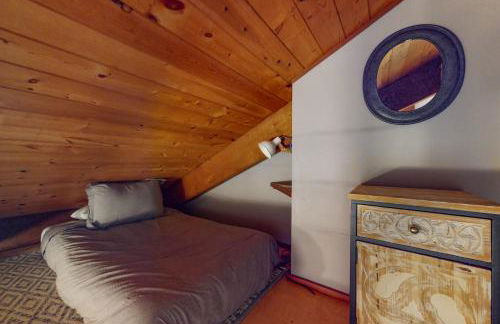 Mendocino Cozy Cabin-Large Patio Grill & Garden - Photo 16