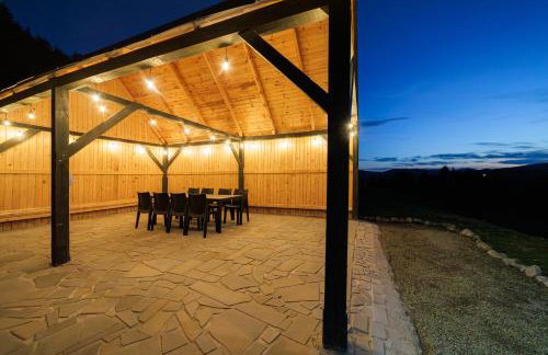 Stodoły Modyń - Domki w Beskidzie Wyspowym - staw kąpielowy, balia, sauna, grota solna - widok na góry - Photo 25