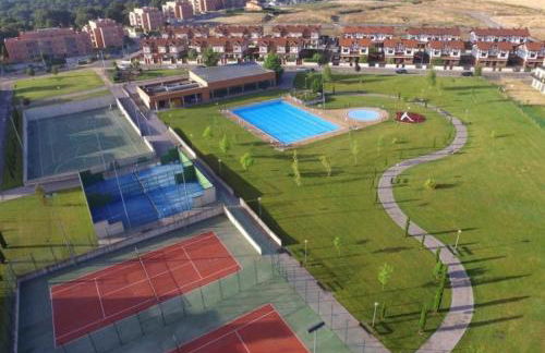Apartamento Dúplex Golf Rioja Alta - Foto 26