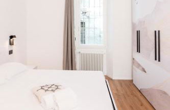 DN ART ROYALE - APT D first floor with lake view terrace and hot tub - APT N ground floor with internal whirpool - Foto 48