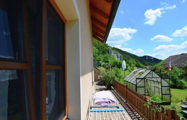 Homely Apartment with BBQ in Riedenburg Prunn near Forest - Foto 10