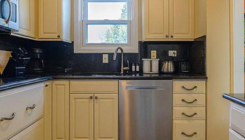 Spacious 4BR with Pool Near DC and Old Town Alexandria - Rutland - Foto 5