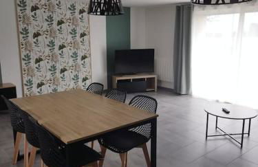 Longère à Saint Michel chef chef - Photo 1