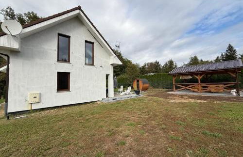 Dom przy lesie - Foto 2