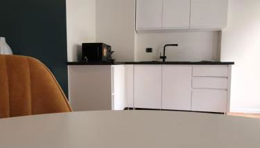 Milano Center Navigli renewed apartment with AC, Wifi 800Mbits, Metro link to Airport and Central Station - Foto 4, stove