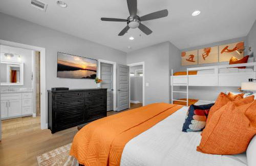 Luxury Waterfront Home with Swimming Pool Hot Tub and 2 Boat Slips - Foto 35