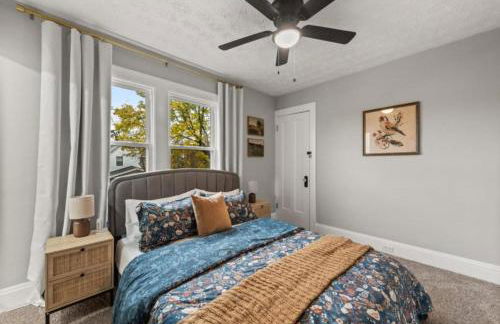 Newly Renovated and Designed Near Downtown - Foto 2