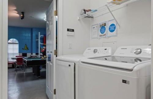 Villa Eman 5bed 4bath with Private pool& Hot Tub close 2 Disney & Legoland - Foto 70