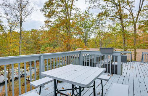 Luxury Home with Game Room, 4 Mi to Bushkill Falls! - Foto 30