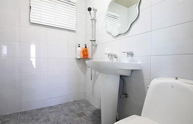 Gangneung Way to Gyeongpodae Pension - Foto 69