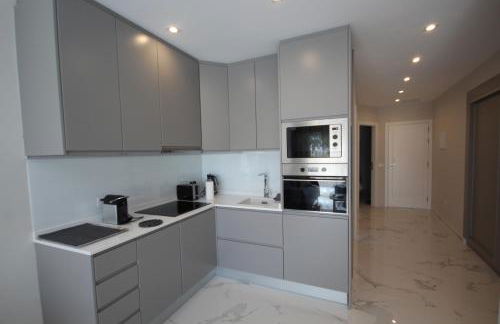 Luxury Apartments in first beach line with pool - Foto 5