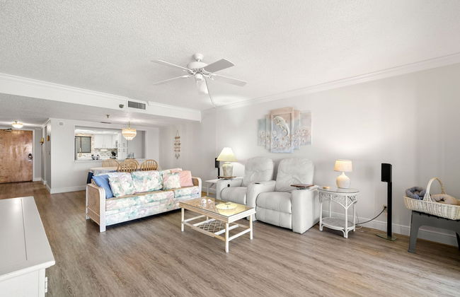 Reflections 503 Oceanfront Pool Hot Tub - Photo 10