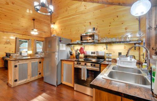 Fireside Evenings Red River Gorge Gem with Hot Tub - Foto 9