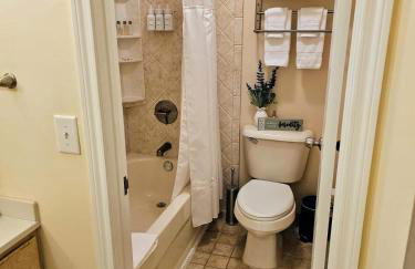 Peaceful Oasis steps from Mohegan Sun - Foto 18