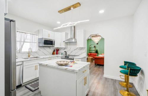 NEW! Havana Nights Villa ! Walk to Calle Ocho! - Foto 5