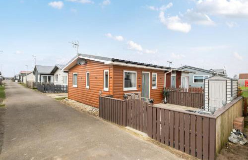 1 Bed Cabin - Sleeps 2 - Pets - 2 Min To Beach - Foto 7