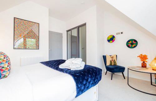 Superb Top Floor 1-Bedroom Flat With Charming Two Balconies - Foto 9