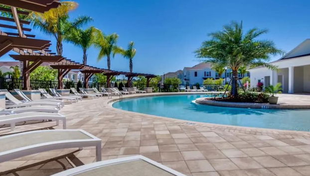 West Lucaya Resort - Foto 2, Piscina