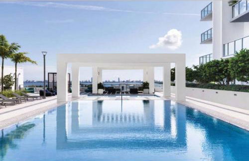 Sleek 2BD 2BA Condo In Miami Design District - Photo 34