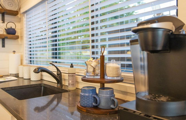 The Bluebonnet- Container Home Country Setting Near Waco Attractions - Foto 8