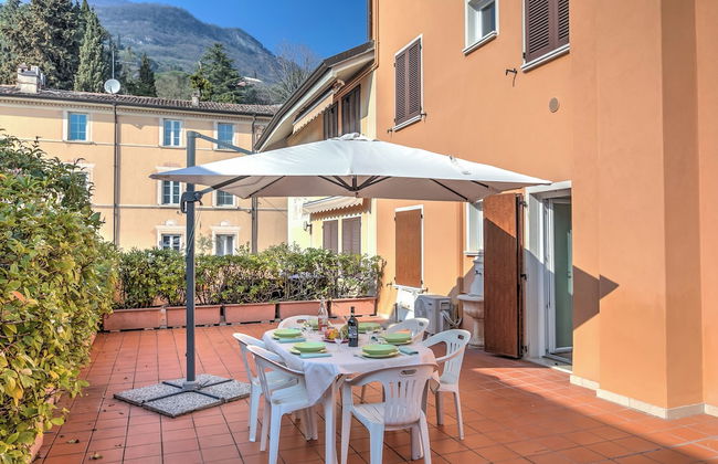 Franka House Terrace Private & Lake View - Photo 22